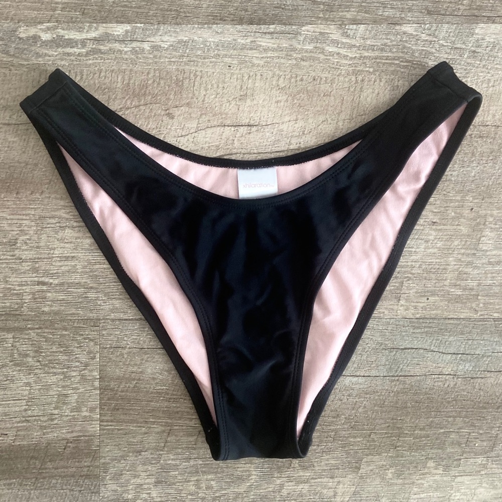 high-waisted bikini bottom